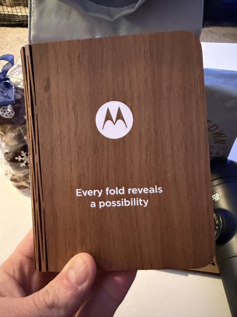 Motorola book-style foldable teaser