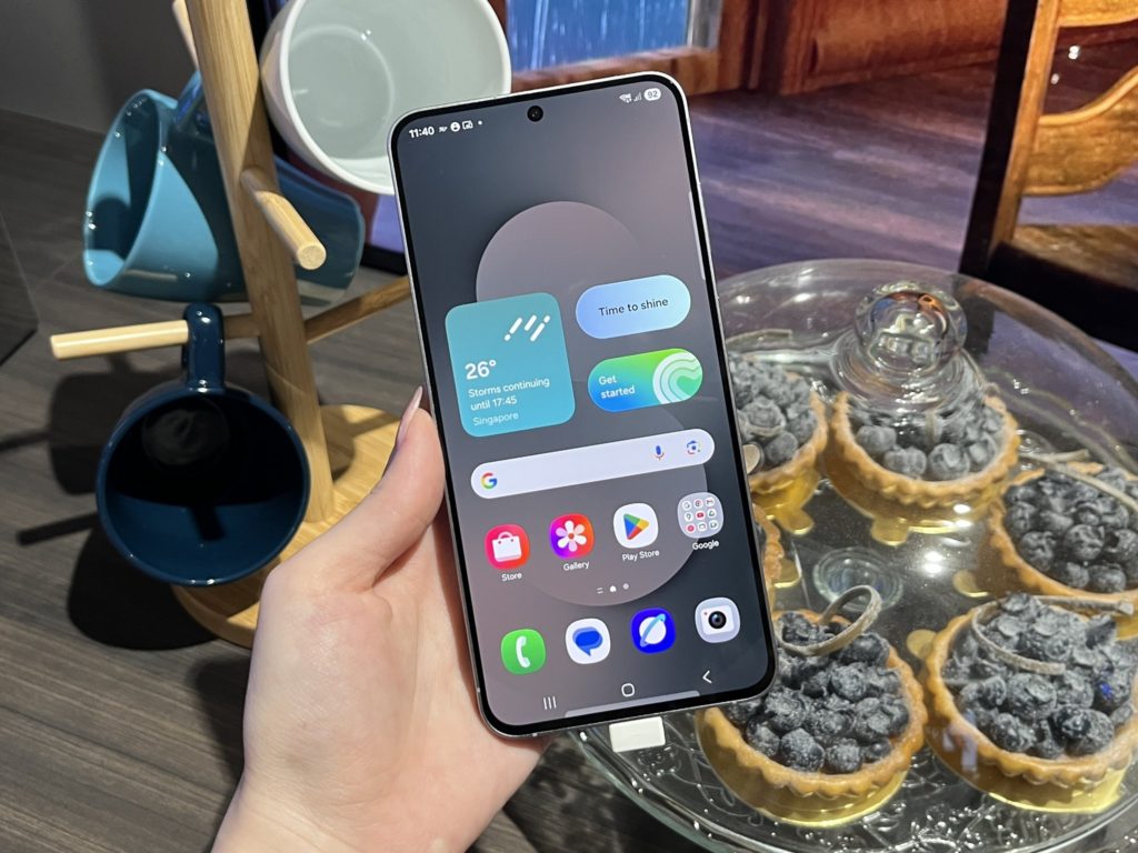Samsung Galaxy S25 FE Design -3
