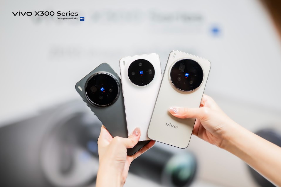 Vivo X300 Series Singapore