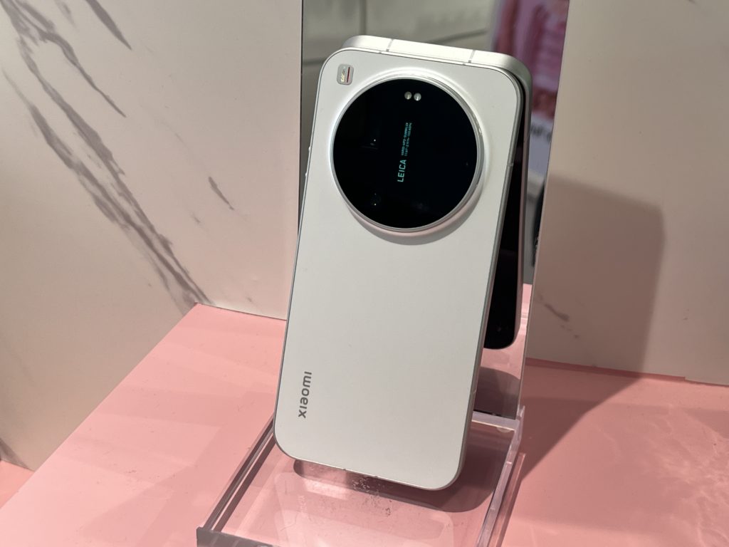 Xiaomi 17 Ultra Design -1 (1)